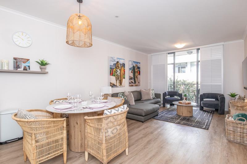 To Let 1 Bedroom Property for Rent in Muizenberg Western Cape